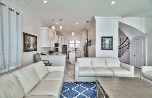 Delos Casa | Sanctuary at Frangista Beach by Five Star Properties