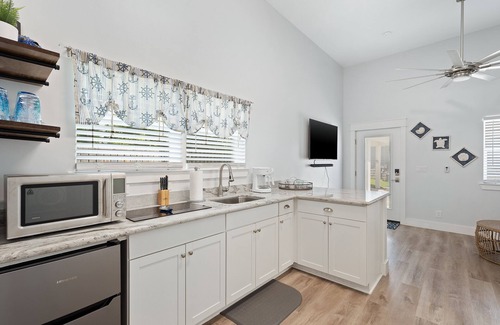 Panama City Beach Villa | SAND AND OCEAN LOVERS VACATION VILLA "B"