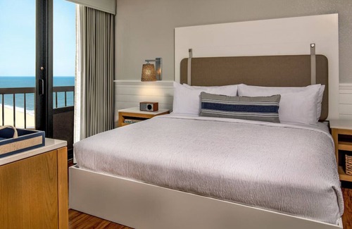 North Ocean City Hotel | Sand Between Your Toes: Room Steps from Ocean City Beach
