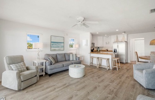 Mexico Beach Casa | Sand Buckets Unit D, Ocean View Beach Townhouse