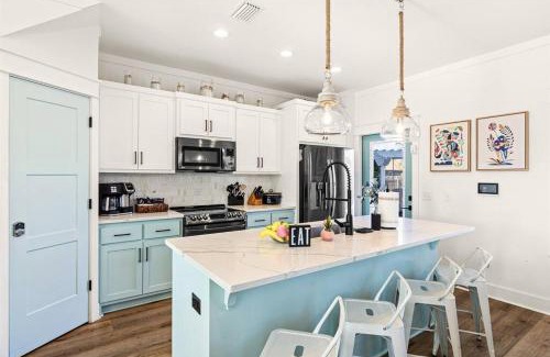 Biltmore Beach Casa | Sand Castle