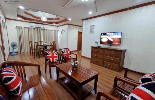Kram Casa | Sand-D House Pool Villa B35 at Rock Garden Beach Resort Rayong