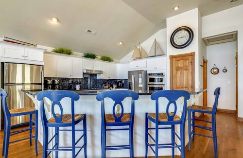 Nags Head Casa | Sand Pebbles: Oceanfront, Pool, Hot Tub, Rec Room