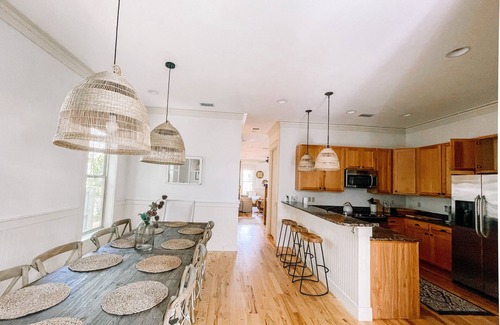 Grayton Cove Cabaña | Sand Reef Cottage ~ 30A Grayton Beach Western Lake Bike Pool