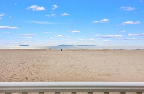 Hollywood Beach Casa | Sand Side Bliss