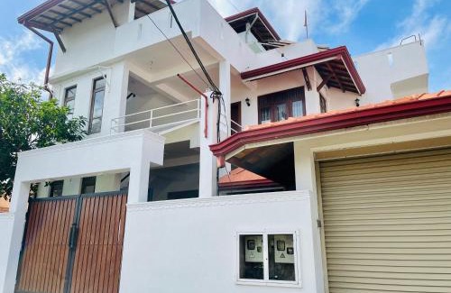 Kudapaduwa Casa | Sand & Surf Guest House