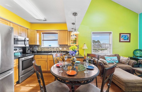 Caine Woods Apartamento | Sandal Bay 203 Townhouse