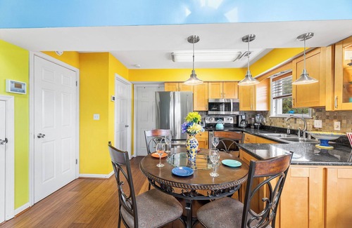 Caine Woods Apartamento | Sandal Bay 203 Townhouse
