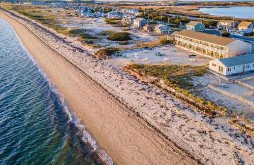 North Truro Casa | Sandbars Inn - Beachside Cottage