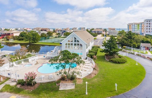 Sandbridge Cabaña | Sandbridge Beach, VA - Cottage - The Best of Beach & Bay!