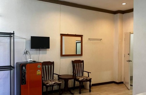 Downtown Hat Yai Hotel | Sandee Room