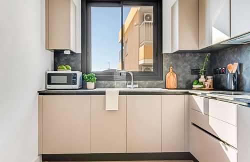 Limassol Apartamento | Sanders Crystal 1 - Delightful 2-bdr Apt With Shared Pool