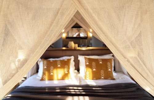 Sandfontein Cabina | Sandfontein Lodge & Nature Reserve