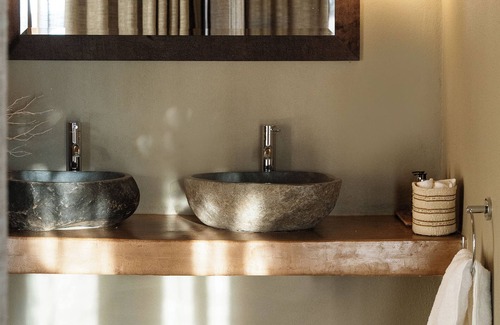 Sandfontein Cabina | Sandfontein Lodge & Nature Reserve