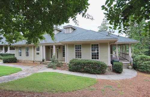 Chapel Hill Casa | Sandhills Cottage at the Governor's Club