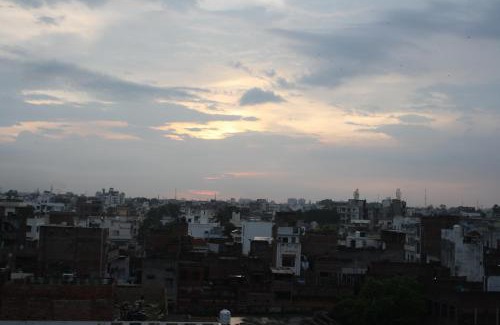 Varanasi Casa | Sandhya Guest House Varanasi Near Ganga River