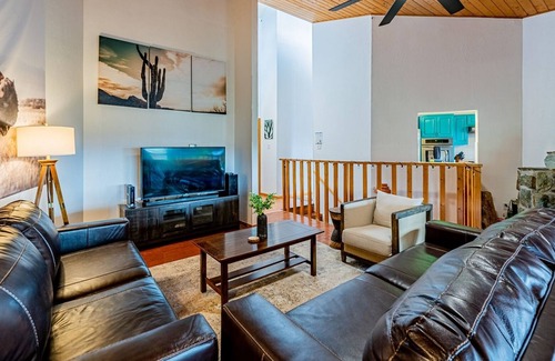 Cedar Crest Casa | Sandia Peak Suite | 3 Bed, 2 Bath