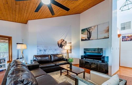 Cedar Crest Casa | Sandia Peak Suite | 3 Bed, 2 Bath