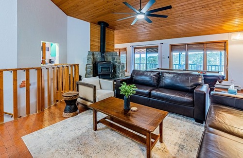 Cedar Crest Casa | Sandia Peak Suite | 3 Bed, 2 Bath