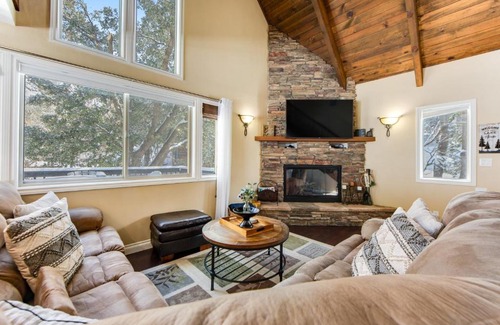 Lake Arrowhead Casa | Sandlewood Retreat