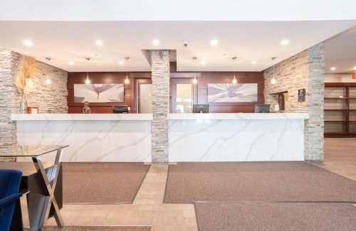 West Edmonton Hotel | Sandman Hotel Edmonton West