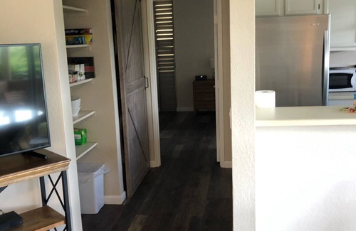 Princeville Condominio | Sandpiper 129A - Actualizado, moderno, cómodo 1 bd (renovado 2018-2019)
