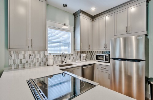 Seagrove Beach Casa | Sandpiper Cottage- Dog Friendly- 4 Bikes