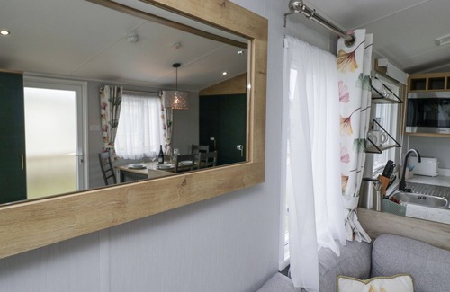 St Bees Cabaña | SANDPIPER, pet friendly, country holiday cottage in St Bees