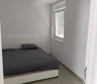 Vrsac Apartamento | Sandra apartmani