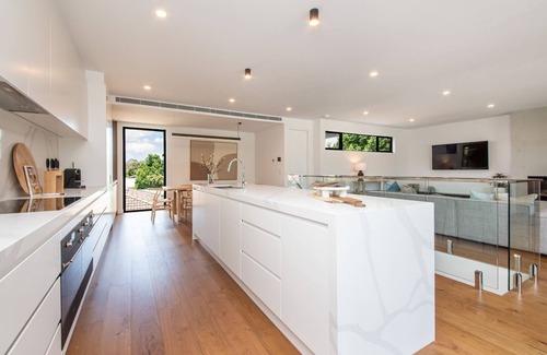 Sandringham Casa | Sandringham Sunshine Escape