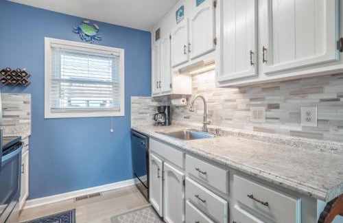 Carolina Beach Apartamento | Sands III #2B - A BluSea