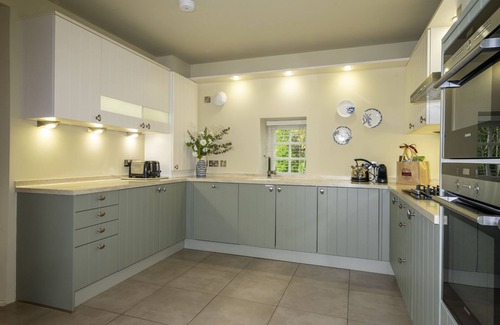 Sandsend Cabaña | Sandsend - Gardeners Cottage - sleeps 4 guests in 2 bedrooms