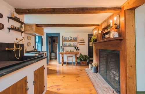 Sandwich Casa | Sandwich Cape Cod Antique Colonial - The Deacon Eldred House