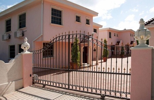 Holder's Hill Condominio | Sandy Bliss Condominiums