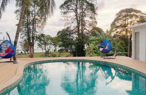 Patong Casa | ⭐Sandy Bloom Villa 10BR Sleeps 20w / Pool & Breakfast