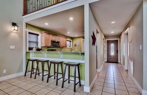 Miramar Beach Casa | Fondos de arena - fabulosa West End Beach House y jacuzzi!