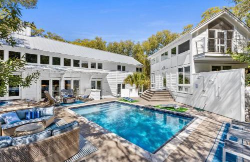Bald Head Island Casa | Sandy Cheeks