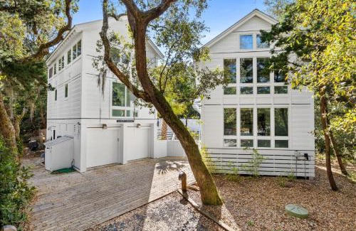 Bald Head Island Casa | Sandy Cheeks