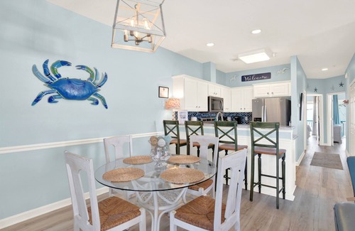 Tybee Island Condominio | Sandy Feet Retreat 2bd/2ba Condo 500ft from Beach