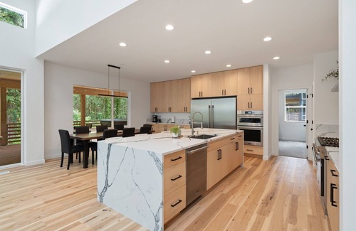Mount Hood Village Casa | Sandy River Group Getaway 3