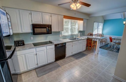 Tuckahoe Casa | Sandy Shoals | 820 pies de la playa | Piscina privada