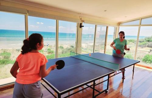 Frankston Casa | Sandy Shores Estate- Long Island