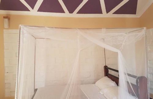 Lodwar Cabina | Sanfields Lodwar Camp