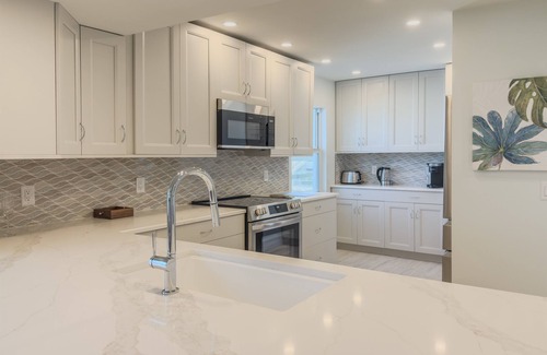 Sanibel Condominio | Luxury Waterfront Condo. Steps to the Beach