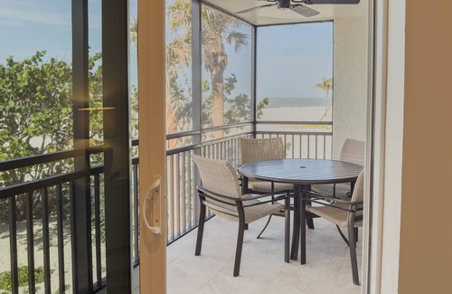 Sanibel Condominio | Luxury Waterfront Condo. Steps to the Beach