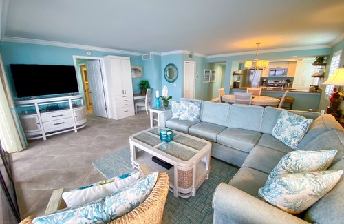 Punta Rassa Condominio | Vistas al agua, balcón privado alrededor del séptimo piso en Sanibel Harbour Resort