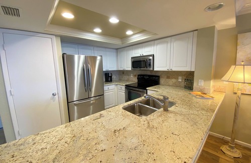 Punta Rassa Condominio | Precios especiales de verano! Perfecto para familias!