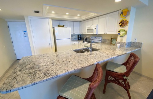 Punta Rassa Condominio | ¡Late check-out y salida gratis en estancias antes del 30/30!