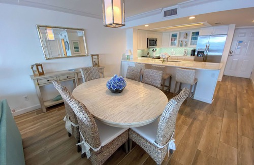 Punta Rassa Condominio | Condominio frente al mar recientemente renovado en Sanibel Harbour Resort