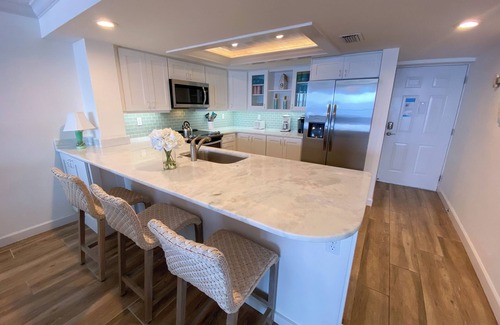 Punta Rassa Condominio | Condominio frente al mar recientemente renovado en Sanibel Harbour Resort